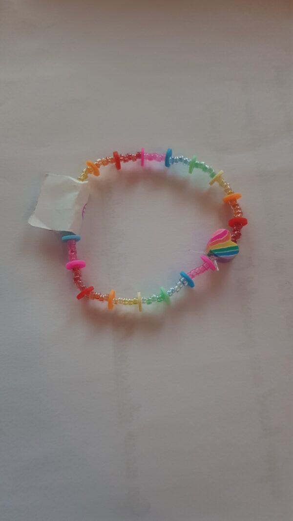 Rainbow armbandje.