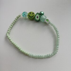 Groen armbandje.
